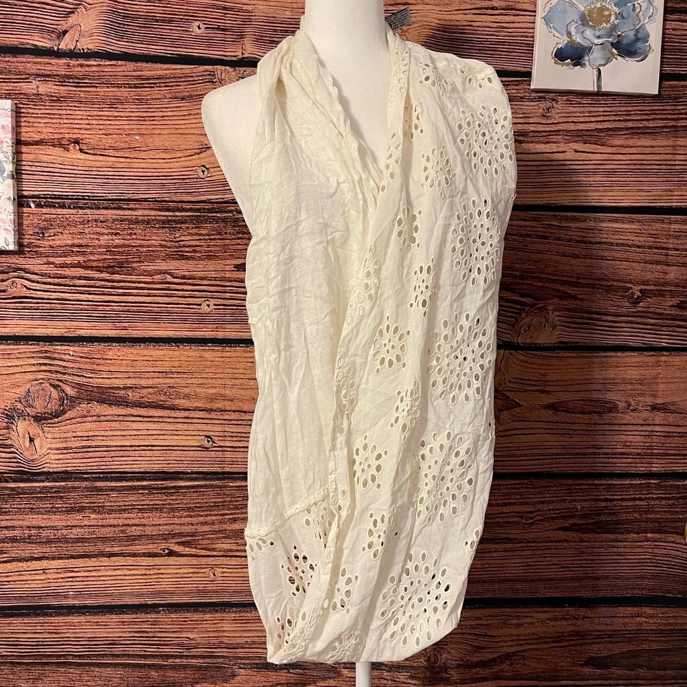 Lucky Brand Infinity‎ Scarf